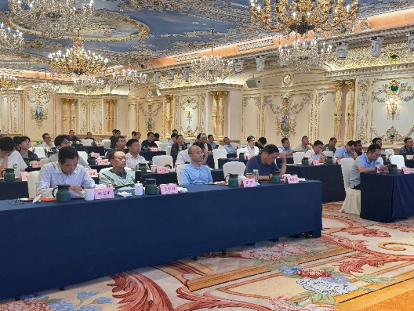 与会代表(1).jpg